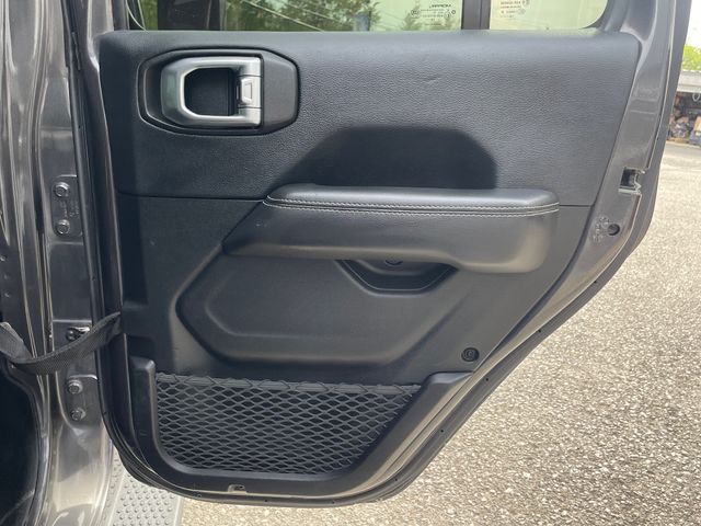 2018 Jeep Wrangler Unlimited Sahara - Granite Crystal Metallic Clearcoat exterior view 14