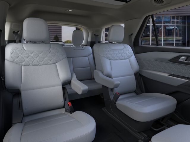 New 2026 White Ford Platinum image 11
