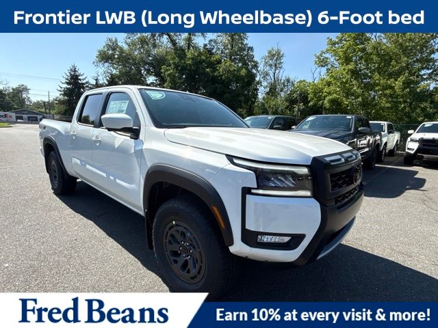 Glacier White 2026 Nissan Frontier Pickup Truck Four-Wheel Drive 9-Speed Automatic Overdrive
