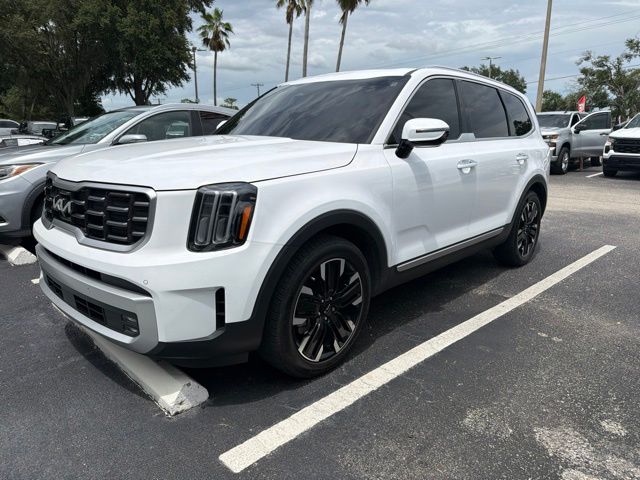 Glacial White Pearl 2024 Kia Telluride SUV / Crossover Front-Wheel Drive 8-Speed Automatic