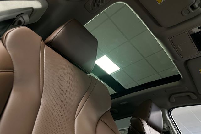 New 2026 Liquid Carbon Metallic Acura Technology Package image 15