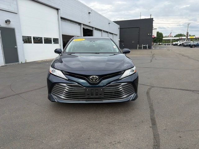 Used 2018 Blue Toyota XLE image 23