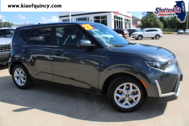 2023 Kia Soul LX FWD