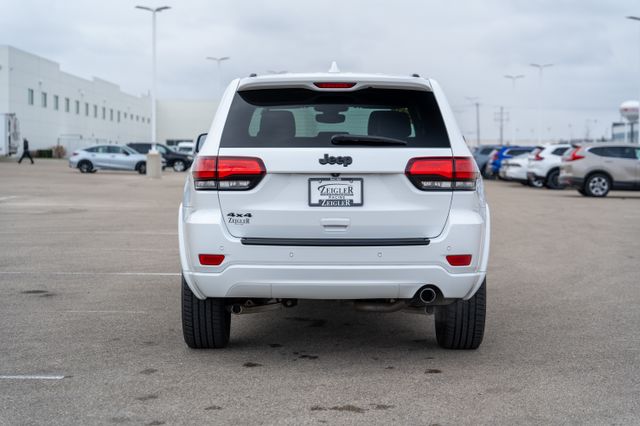 2018 Jeep Grand Cherokee Altitude 6