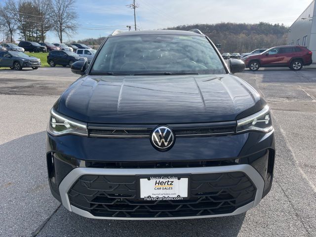 Used 2025  Volkswagen 1.5T SE image 10