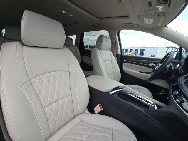 2023 Buick Enclave Avenir:C02708