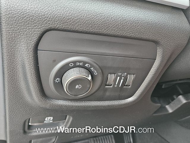 New 2025 Gray Jeep Limited image 28