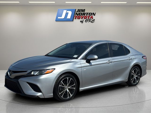 2020 Toyota Camry SE FWD