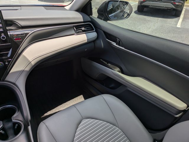 2024 Toyota Camry Hybrid SE