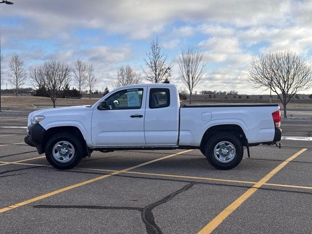 2016 Toyota Tacoma SR