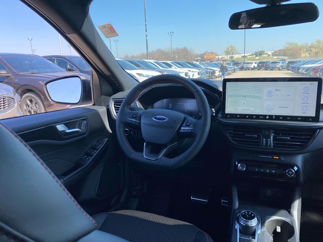 2024 Ford Escape ST-Line 20