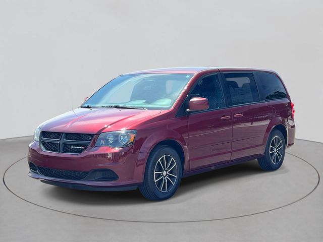 Octane Red Pearlcoat 2017 Dodge Grand Caravan SE Plus FWD Minivan Front-Wheel Drive 6-Speed Automatic