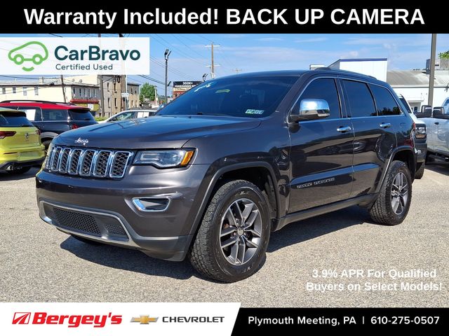 Gray (Granite Crystal Metallic Clearcoat) 2017 Jeep Grand Cherokee SUV / Crossover Four-Wheel Drive 8-Speed Automatic