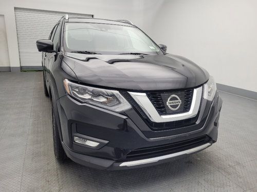 2017 Nissan Rogue SL 30