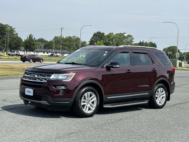 Red (Burgundy Velvet Metallic Tinted Clearcoat) 2018 Ford Explorer SUV / Crossover All-Wheel Drive 6-Speed Automatic