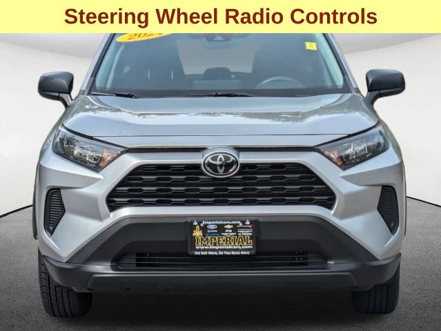 2021 Toyota RAV4 LE 10