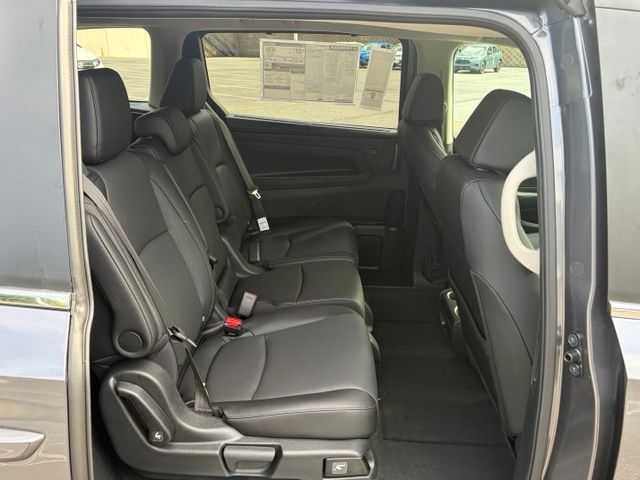 new 2026 Honda Odyssey car, priced at $42,076