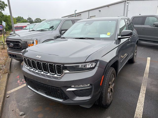 2025 Jeep Grand Cherokee Limited 4x4's photo