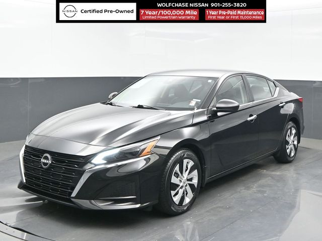 Super Black Clearcoat 2024 Nissan Altima 2.5 S FWD Sedan Front-Wheel Drive Continuously Variable Transmission