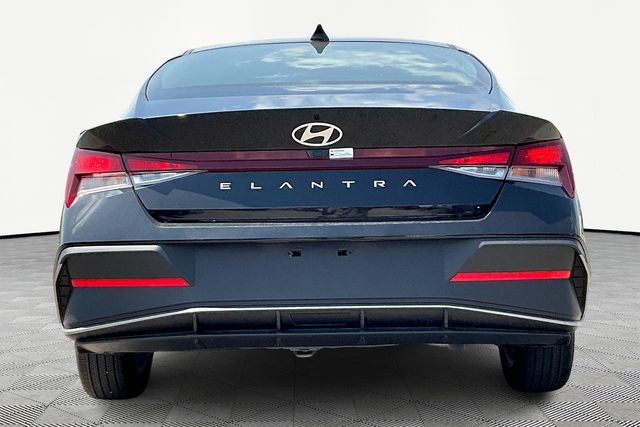 Used 2024 Hyundai Elantra For Sale in OLIVE BRANCH, MS