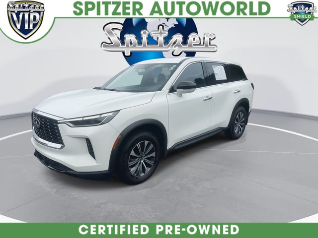 Certified Used 2023 White INFINITI PURE image 5