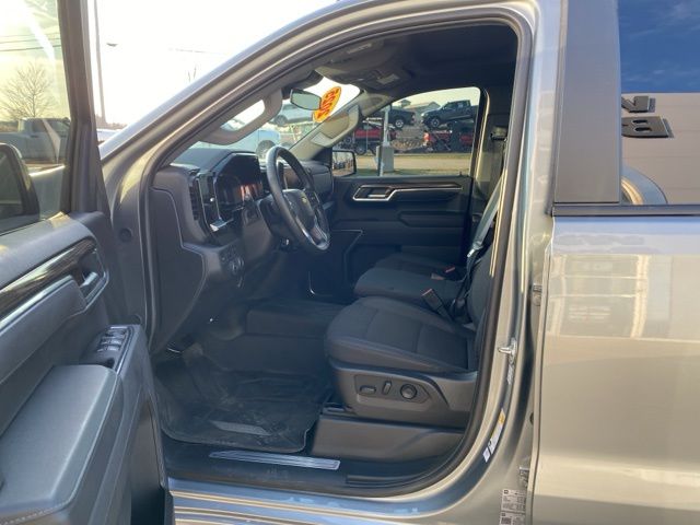 2025 Chevrolet Silverado 1500 LT - Sterling Gray Metallic exterior view 12