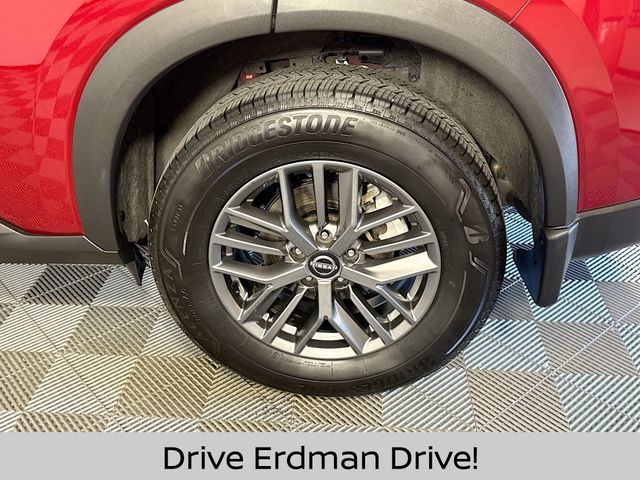 Used 2025 Nissan Rogue SUV