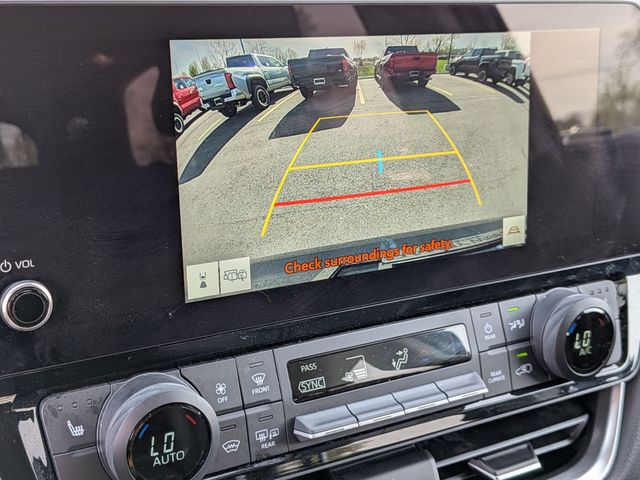 2025 Toyota Grand Highlander Hybrid - Image 26