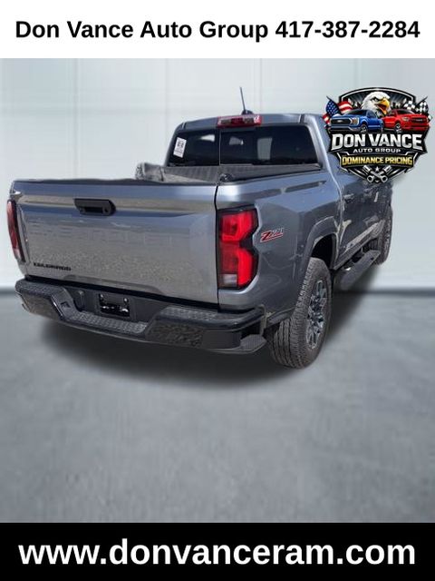 View vehicle photo 4