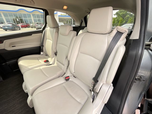 Used 2025 Honda Odyssey Van