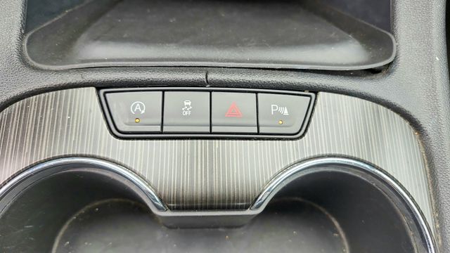 2023 GMC Acadia SLT - Photo 21