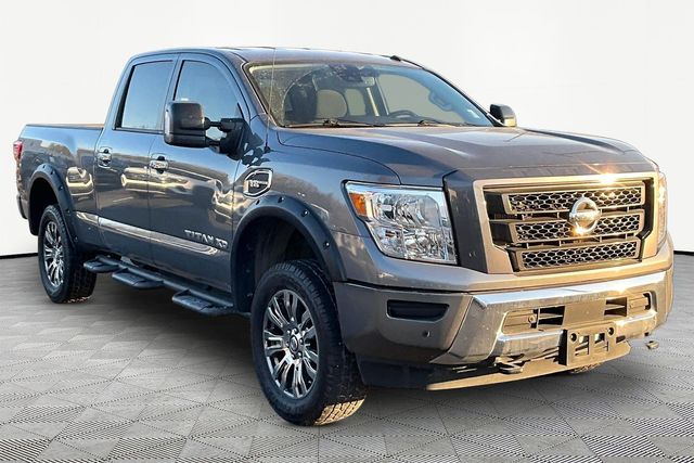 2021 Nissan Titan XD SV