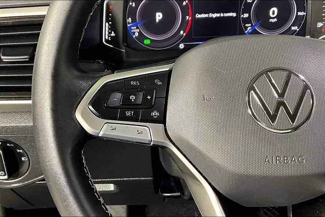 2022 Volkswagen Atlas 3.6L V6 SE w/Technology photo