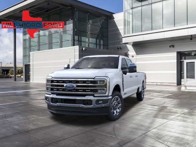 2025 Star White Metallic Tri-Coat Ford Super Duty F-350 SRW Lariat 4X4 Truck