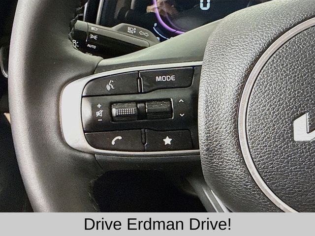 Used 2025 Kia Sportage SUV