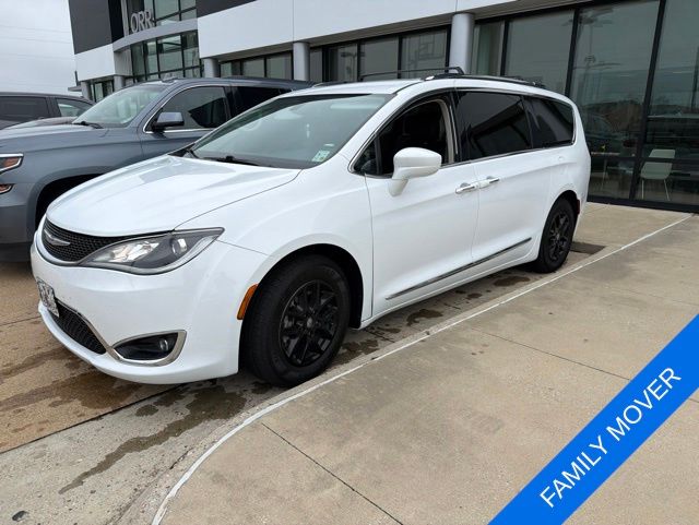 Bright White Clearcoat 2020 Chrysler Pacifica Touring L FWD Minivan Front-Wheel Drive 9-Speed Automatic
