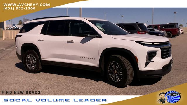 Summit White 2026 Chevrolet Traverse LT FWD SUV / Crossover Front-Wheel Drive 8-Speed Automatic