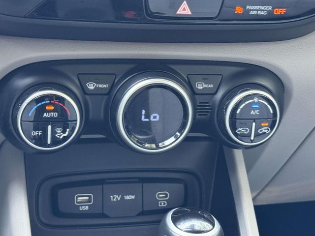 Used 2024 Blue Hyundai SEL image 20