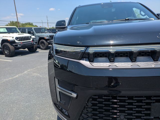 2026 Jeep Grand Wagoneer Limited Reserve 4x4