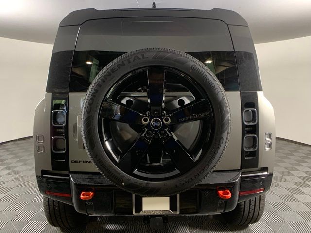 2024 Land Rover Defender 110 X 5