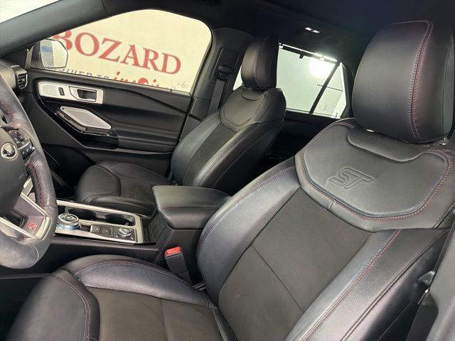 2023 Star White Metallic Tri-Coat Ford Explorer ST 4X4 SUV