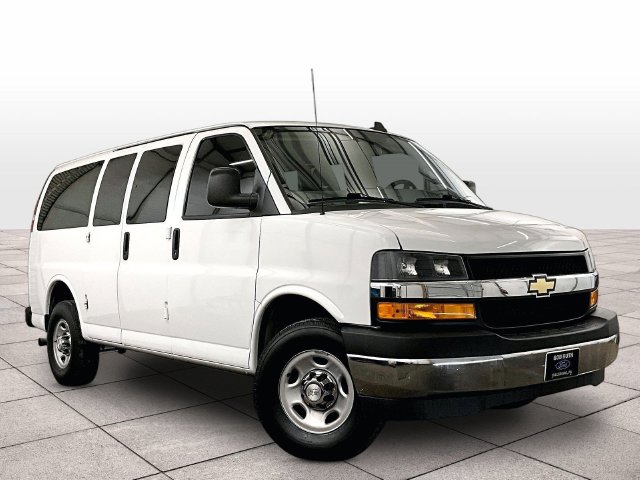 2018 Chevrolet Express 3500 LT White at Three Rivers CJD