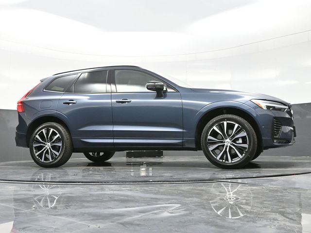 2025 Volvo XC60  photo