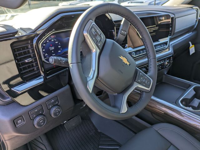 2025 Chevrolet Silverado 2500HD LT photo