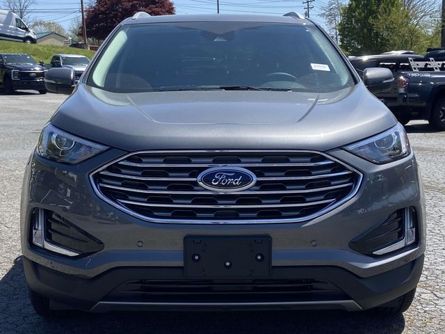 2024 Ford Edge Titanium 8