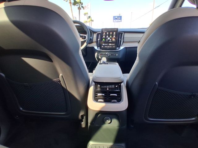 New 2026 Crystal White Pearl Volvo T8 Plus image 13