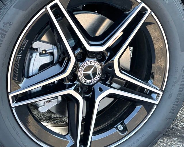 New 2026 Black Mercedes-Benz GLA 250 image 7