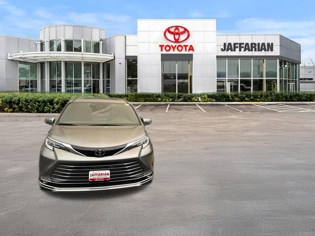 New 2026 Toyota Sienna Van