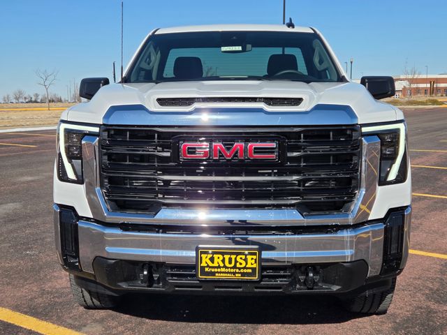 2026 GMC Sierra 3500HD Pro