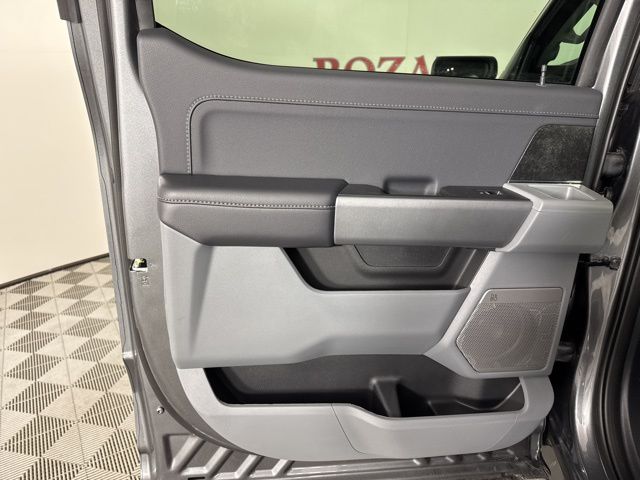 2025 Carbonized Gray Metallic Ford F-150 Lightning Flash AWD Truck